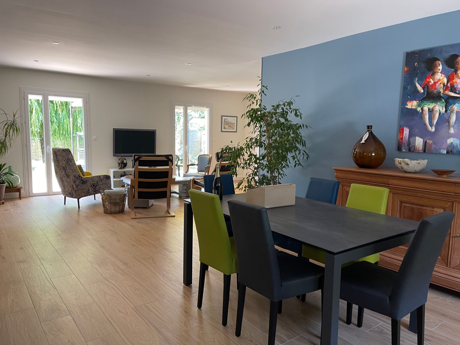Rénovation clé en main à Bouaye – pièce de vie transformée