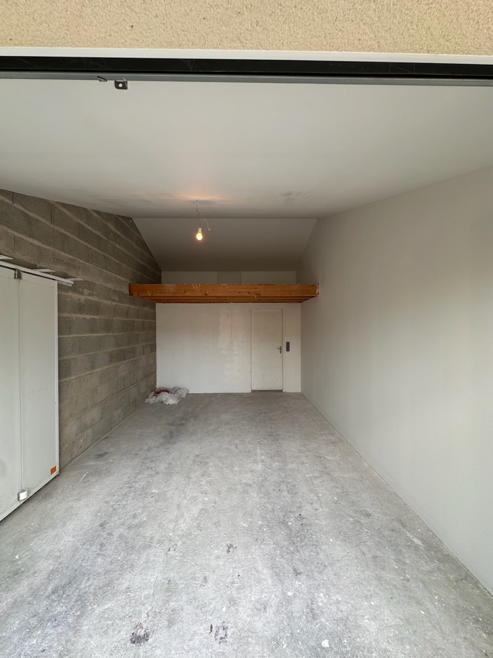 Aménagement de garage par Activ Travaux - Atlantic Déco & Travaux